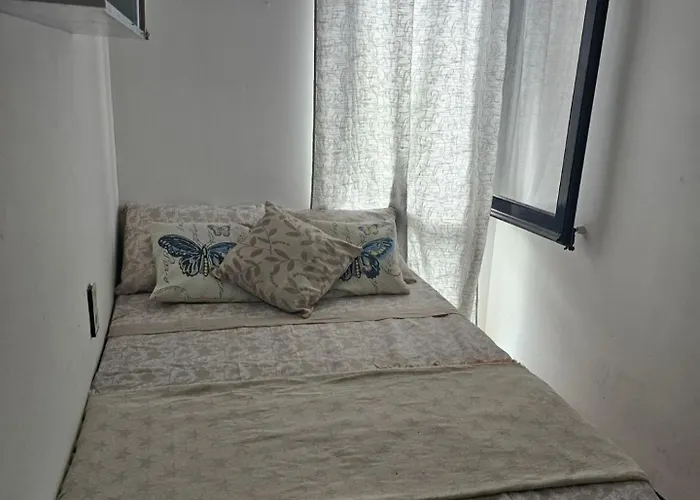 Dormitorio Standar Cerca De La Playa